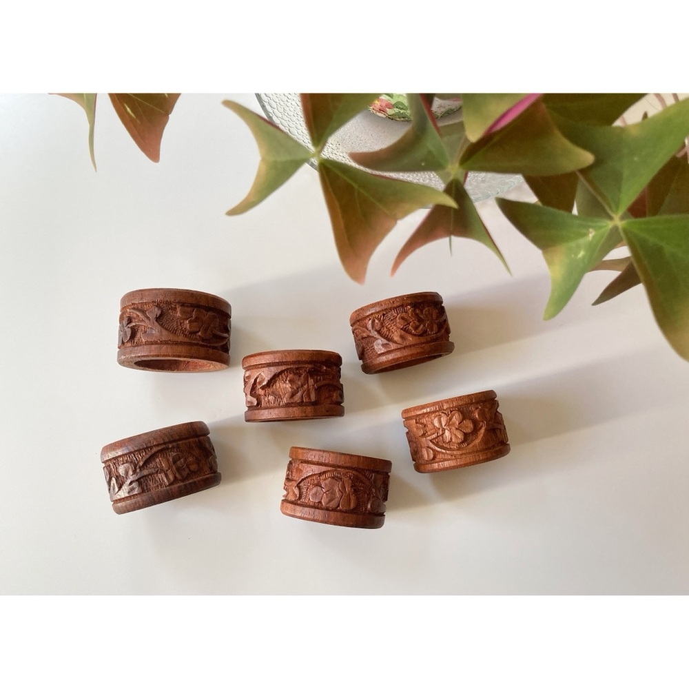 Vintage Set of 6 Carved Wood Napkin Rings Bohemian Floral Tiki Table Setting